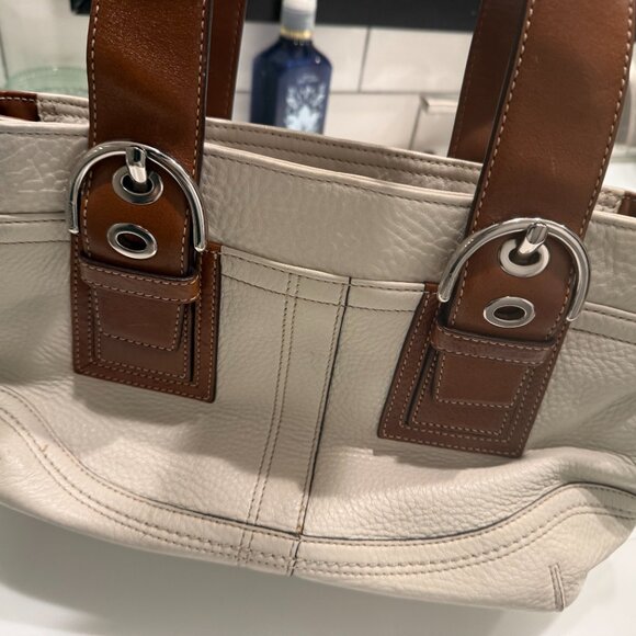 Coach Pebbled Leather Shoulder Bag | Ivory & Brown | Classic Buckle Detail - Picture 3 of 11